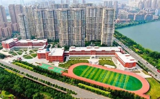 塘沽第一中黉舍区在哪_在甚么区？