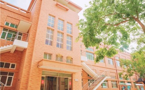 天津精华尝试黉舍简介概略（建校汗青、地点、师资、校训、情况）