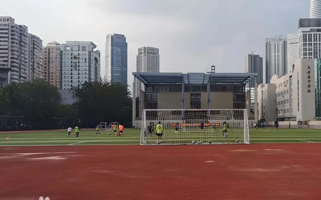 天津市淡水沽第一中黉舍区在哪_在甚么区？