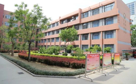 石家庄市第四中黉舍区在哪_在甚么区?