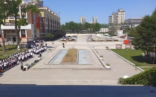 石家庄市第二十四中学在石家庄的排名第几,属于甚么层次？