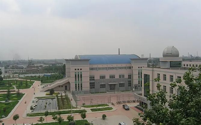 河北辛集合学在石家庄的排名第几,属于甚么层次？