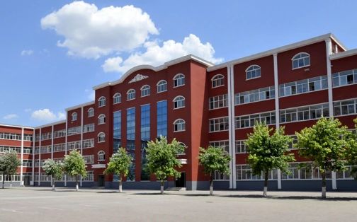河北栾城中黉舍区在哪_在甚么区？