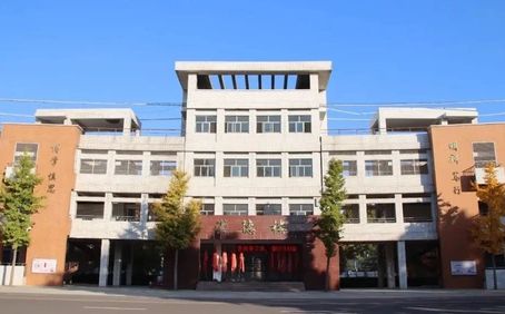 晋州市第一中学简介概略（建校汗青、地点、师资、校训、情况）