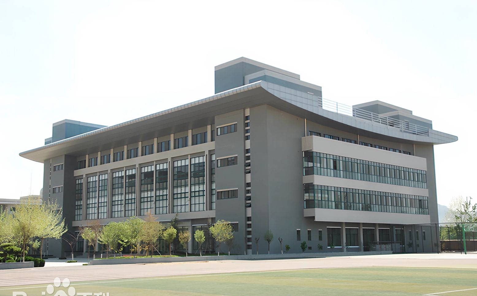 山东省济南第三中学是公立仍是私立,是重点中学吗?