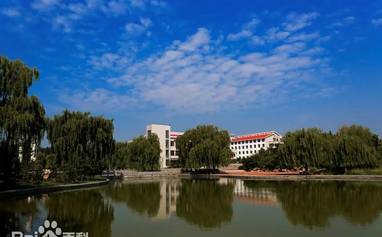 章丘市第一中黉舍区在哪_在甚么区?