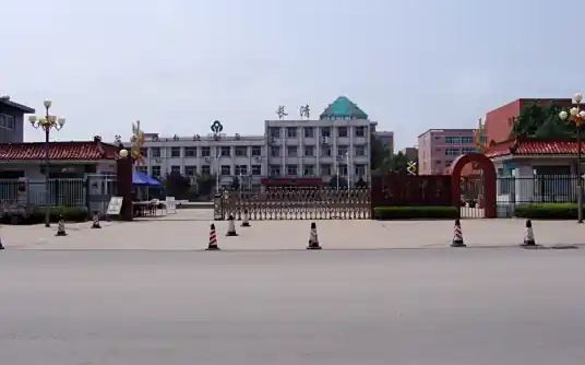 济南市长清中学简介概略（建校汗青、地点、师资、校训、情况）