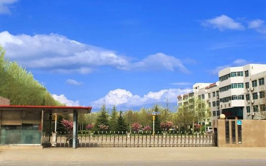 即墨区市北中学简介概略（建校汗青、地点、师资、校训、情况）