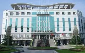 优游市第十七中学简介概略（建校汗青、地点、师资、校训、情况）