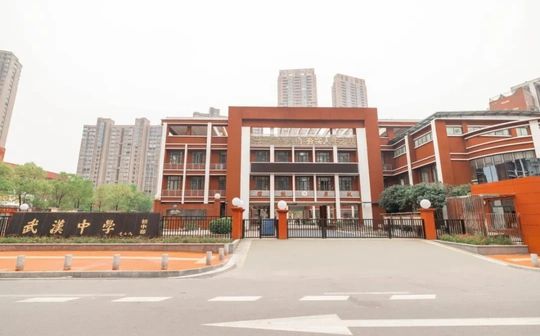 优游中黉舍区在哪_在甚么区？