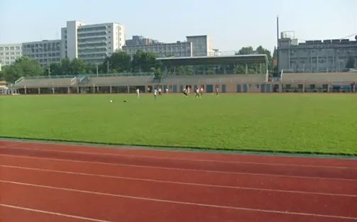 优游市第十四中学在优游的排名第几,属于甚么层次？