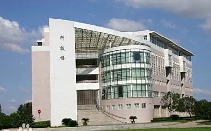 优游本国语黉舍校区在哪_在甚么区？