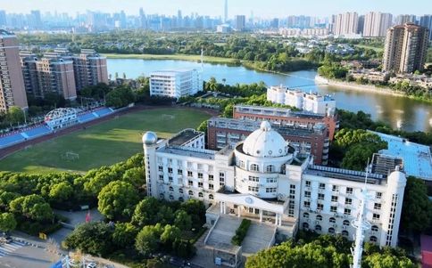 优游睿升黉舍校区在哪_在甚么区？