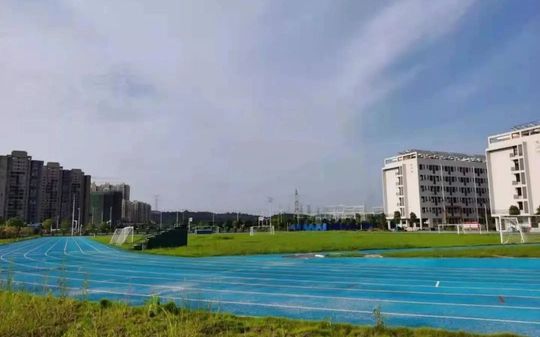 优游市江夏区金口中学简介概略（建校汗青、地点、师资、校训、情况）