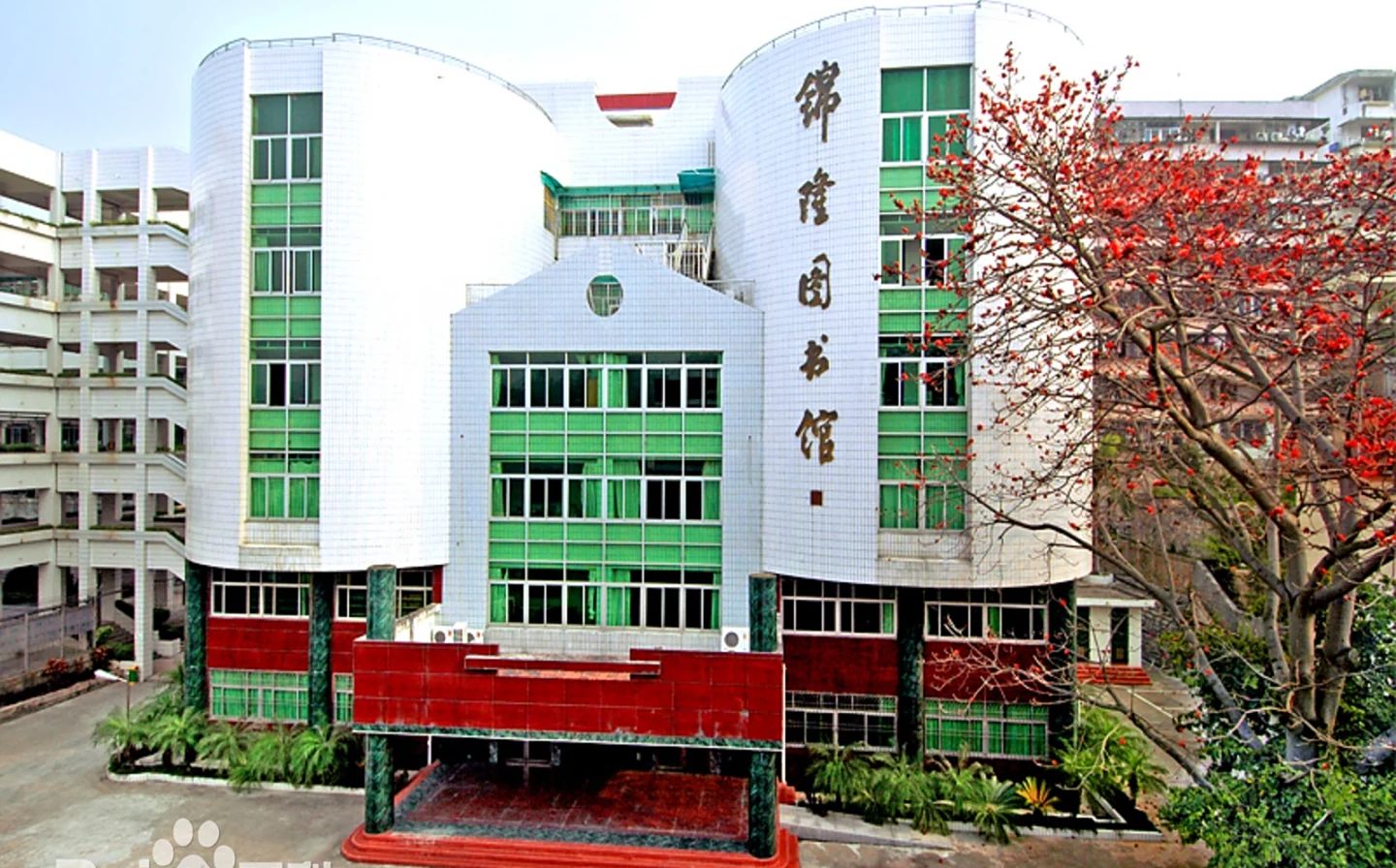 福建省厦门第一中学在厦门的排名第几,属于甚么层次？