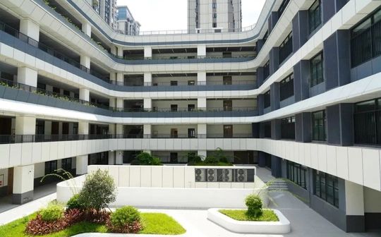 厦门市湖滨中黉舍区在哪_在哪一个区？