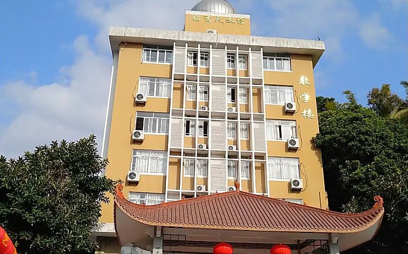 福建省福州第四中学在福州的排名第几,属于甚么层次？