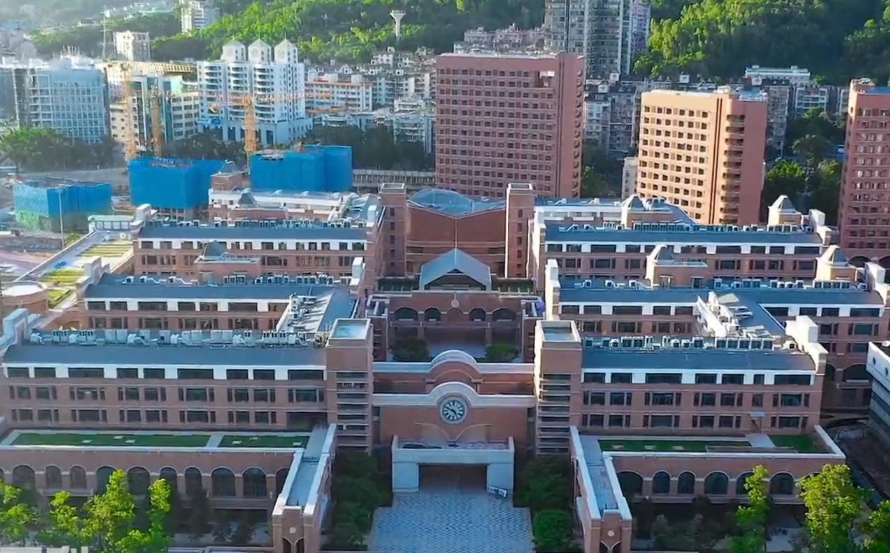 深圳中学在深圳的排名第几,属于甚么层次？