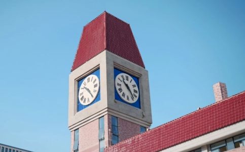 深圳市高等中学简介概略（建校汗青、地点、师资、校训、情况）