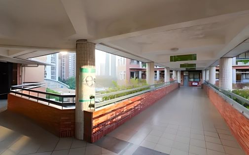 深圳大学从属中学是公立仍是私立,是重点中学吗?