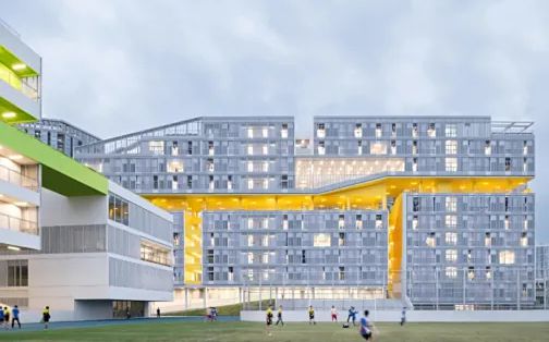 深圳市福田区福田中学简介概略（建校汗青、地点、师资、校训、情况）